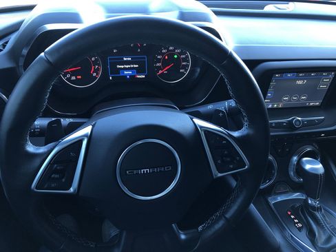 Used 2019 Chevrolet Camaro LT image 14