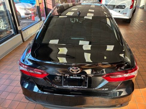 Used 2023 Toyota Camry LE image 13