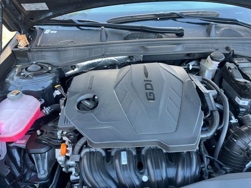 Used 2025 Hyundai Sonata SEL FWD image 32