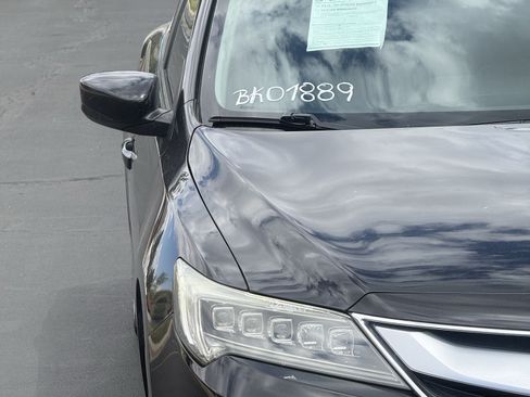 Used 2017 Acura ILX FWD image 24