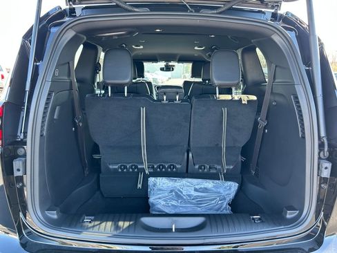 New 2026 Chrysler Pacifica Select image 27