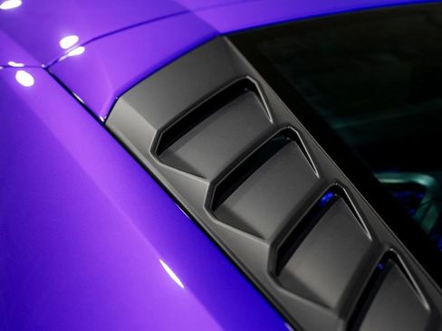 Used 2021 Lamborghini Huracan EVO RWD image 27