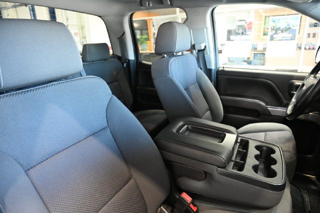 Used 2019 Chevrolet Silverado 1500 LT w/ All Star Edition AWD/4WD image 9