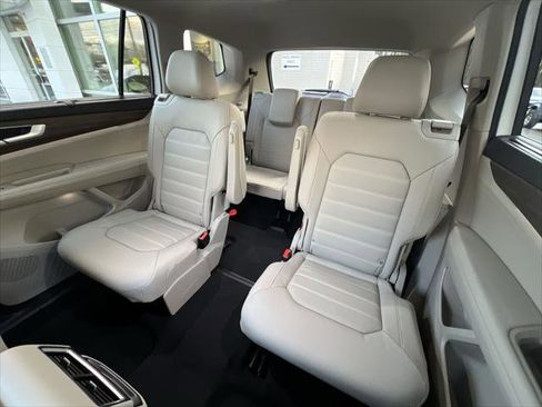 New 2026 Volkswagen Atlas SEL image 22