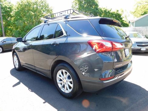 Used 2018 Chevrolet Equinox LT w/ Sun & Infotainment Package FWD image 3