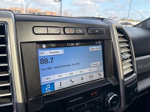 Used 2017 Ford F350 Lariat w/ Lariat Ultimate Package image 27