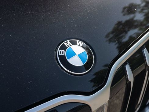 Used 2025 BMW X1 xDrive28i w/ Convenience Package AWD/4WD image 15