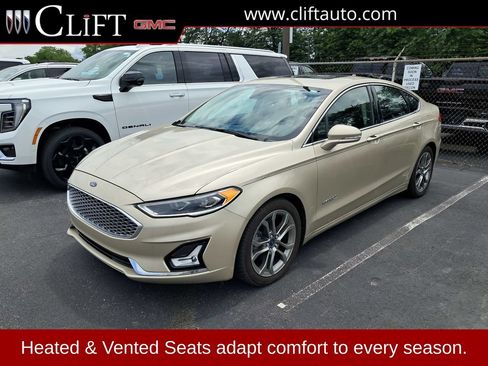 Used 2019 Ford Fusion Titanium FWD image 1