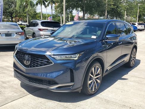 Used 2025 Acura MDX FWD w/ Technology Package image 3