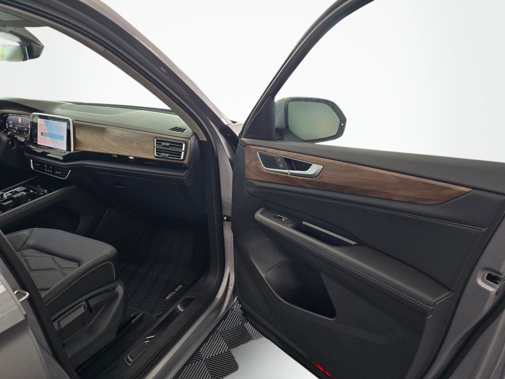 New 2026 Volkswagen Atlas SE AWD/4WD image 50