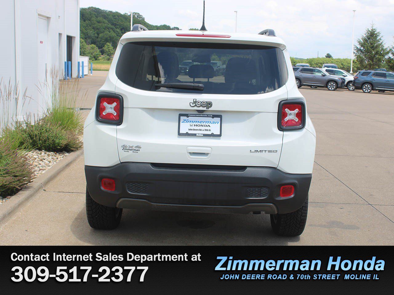 Used 2023 Jeep Renegade Limited w/ Sun/Sound Group AWD/4WD image 5