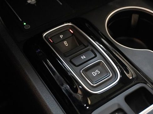 Used 2025 Honda Pilot Elite image 42