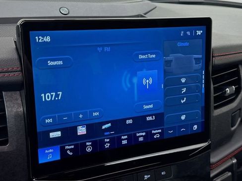 Used 2024 Ford Expedition Limited image 15