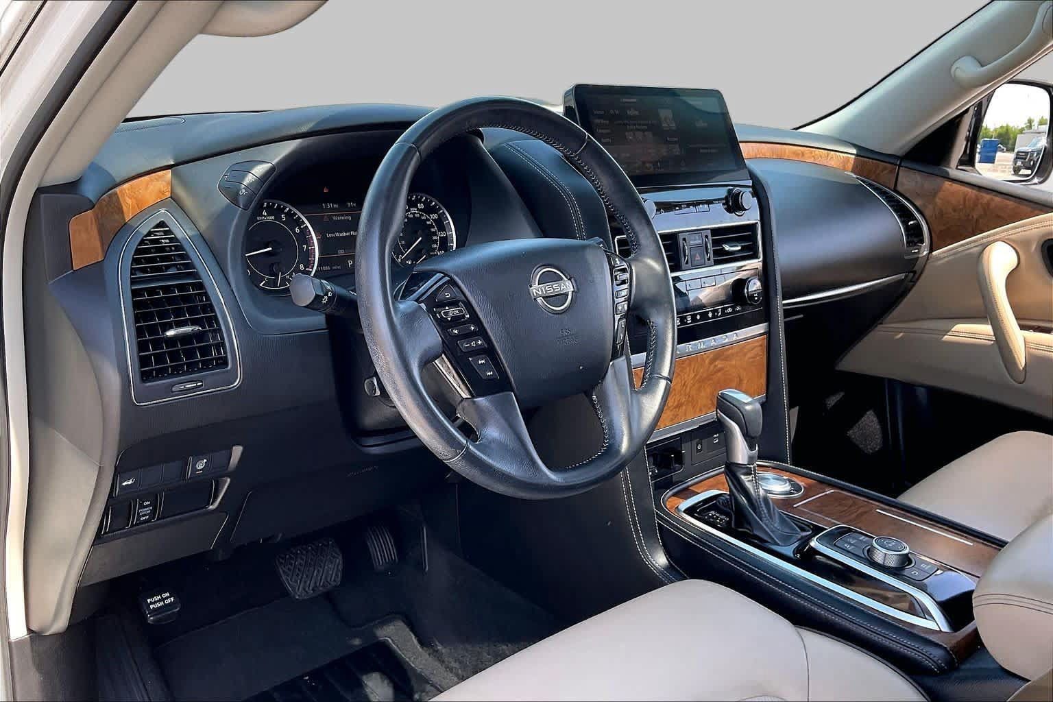 Used 2022 Nissan Armada SL w/ Captain's Chairs Package RWD image 17