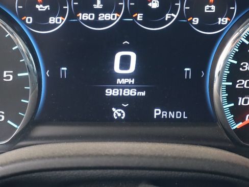 Used 2019 Chevrolet Suburban Premier AWD/4WD image 12