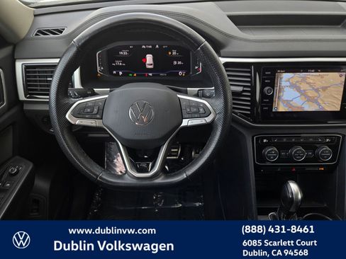 Certified 2022 Volkswagen Atlas SEL R-Line image 14