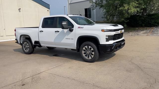 New 2026 Chevrolet Silverado 2500 Custom w/ Custom Value Package AWD/4WD image 2
