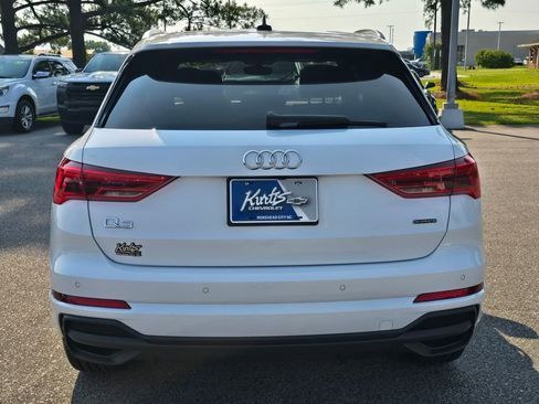 Used 2023 Audi Q3 2.0T Premium AWD/4WD image 4
