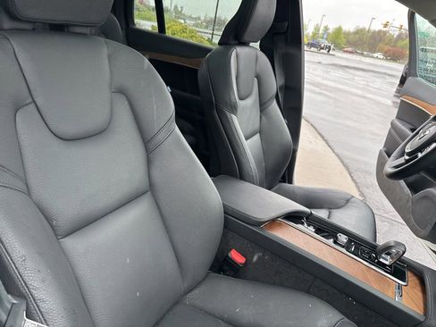 Used 2023 Volvo XC90 B6 Plus w/ Protection Package Premier AWD/4WD image 36