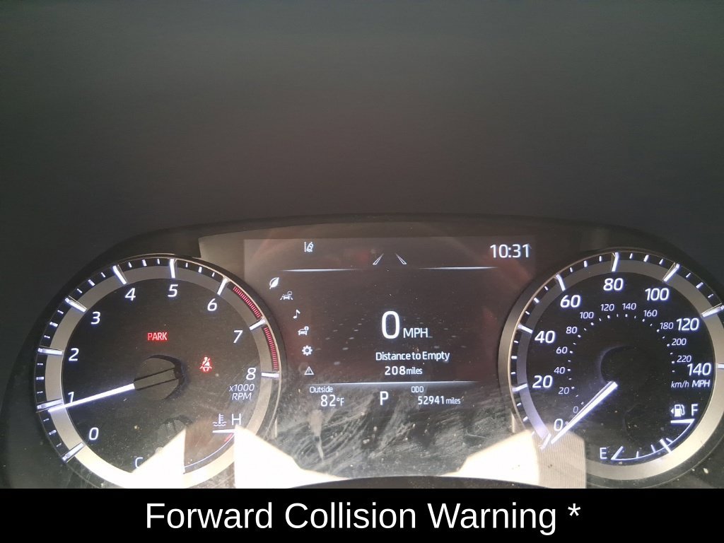 Used 2024 Toyota Highlander XLE AWD/4WD image 16
