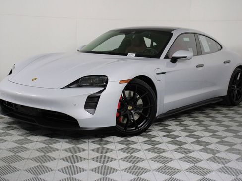 Certified 2024 Porsche Taycan GTS AWD/4WD image 33