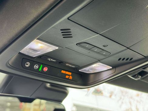 Used 2021 Cadillac XT4 Sport image 12