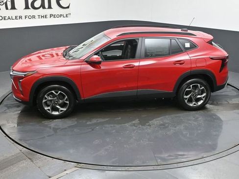 New 2026 Chevrolet Trax LT w/ LT Convenience Package image 36