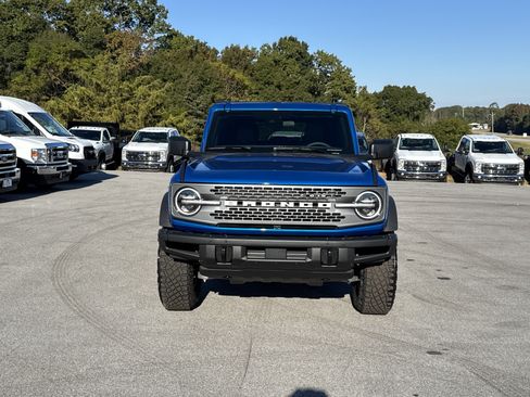 New 2025 Ford Bronco Badlands image 3