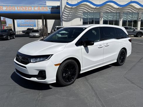 Certified 2026 Honda Odyssey Sport-L image 2