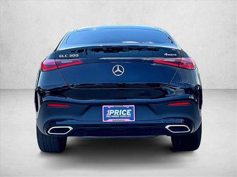 Used 2024 Mercedes-Benz GLC 300 4MATIC image 4