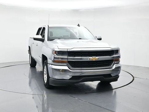 Used 2018 Chevrolet Silverado 1500 LT RWD image 4