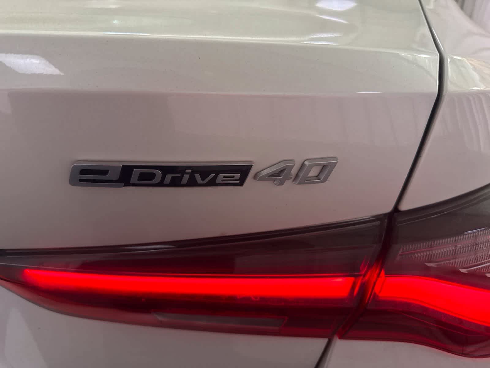 Used 2023 BMW i4 eDrive40 w/ Premium Package RWD image 13