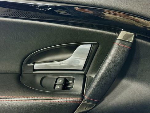 Used 2013 Maserati GranTurismo Sport image 17