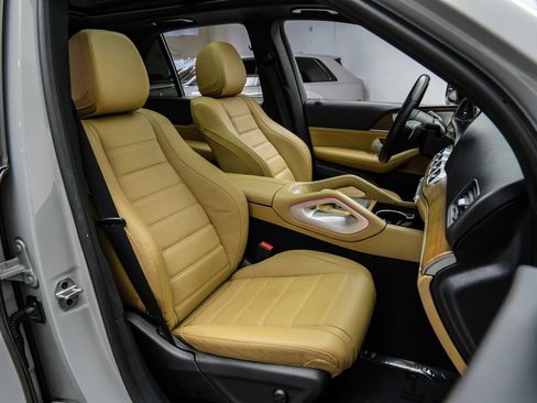 Used 2024 Mercedes-Benz GLE 450 4MATIC image 34