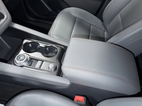 New 2026 Ford Explorer Active w/ Active Comfort Package image 19