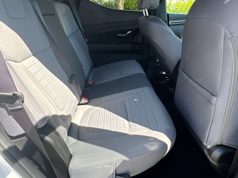 Used 2023 Hyundai Santa Cruz SEL w/ Activity Package FWD image 15