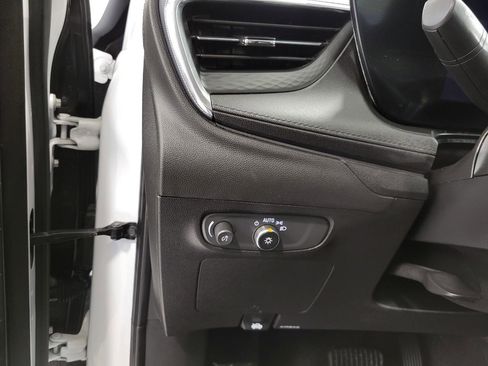 Used 2025 Buick Encore GX Preferred image 10