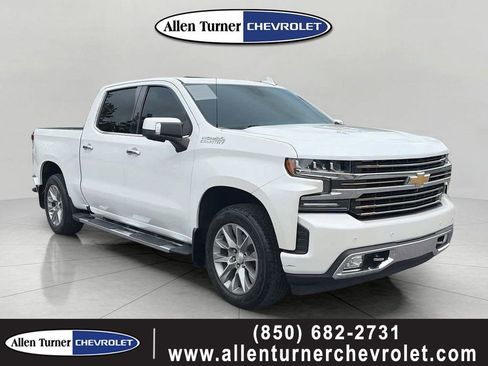Used 2019 Chevrolet Silverado 1500 High Country w/ Technology Package AWD/4WD image 1
