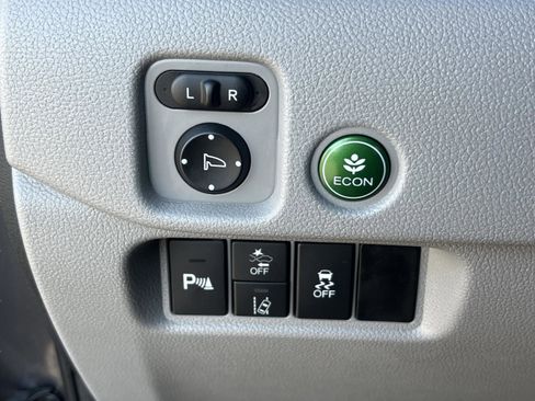 Used 2021 Honda Pilot Touring image 14