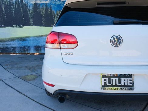 Used 2013 Volkswagen GTI 4-Door FWD image 28