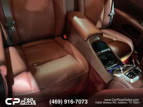 Used 2014 Rolls-Royce Wraith RWD image 37