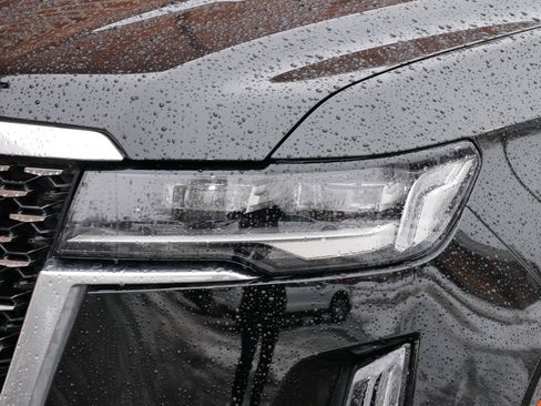 Certified 2023 Cadillac Escalade Premium Luxury image 5