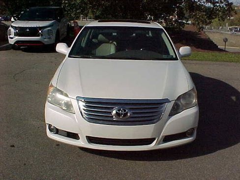 Used 2008 Toyota Avalon Limited FWD image 27