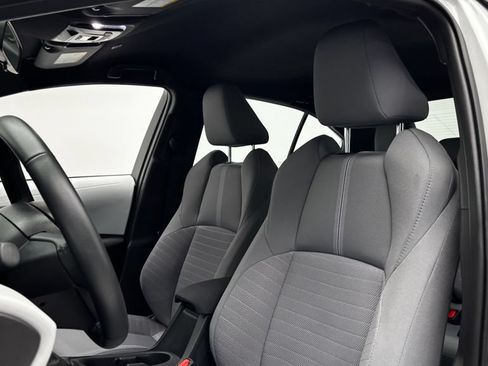 Used 2026 Toyota Corolla SE w/ SE Package FWD image 10