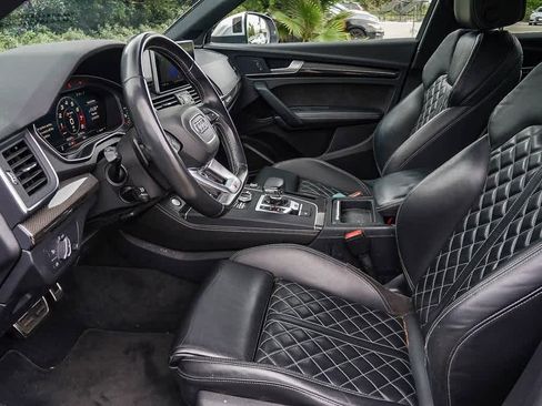 Used 2018 Audi SQ5 Premium Plus w/ Navigation Package image 16