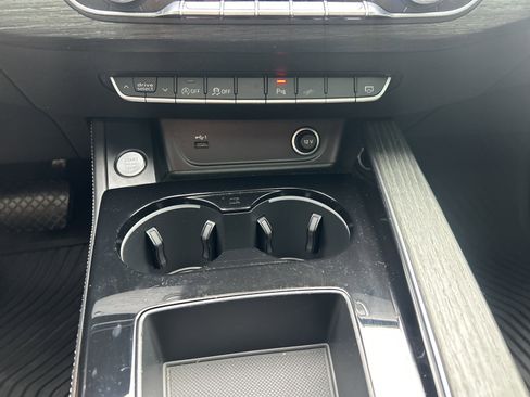 Used 2021 Audi A4 2.0T Premium Plus w/ Premium Plus Package image 25