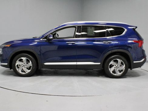 Used 2022 Hyundai Santa Fe SEL w/ Convenience + Premium Package FWD image 9