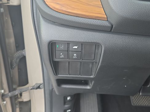 Used 2019 Honda CR-V Touring image 27