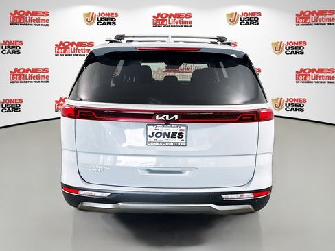 Used 2024 Kia Carnival SX Prestige FWD image 18