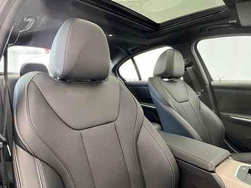 Certified 2025 BMW 330i Sedan RWD image 7